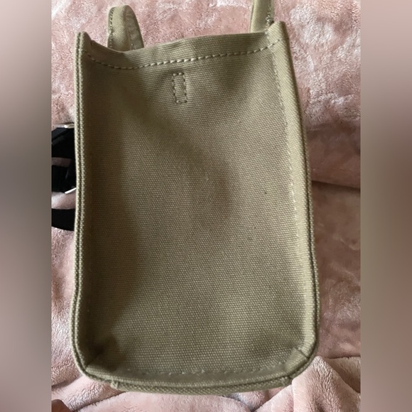 🎉🎉🥳 SOLD DO NOT BUY 🥳🎉🎉 Marc Jacobs Tote - Picture 6 of 10